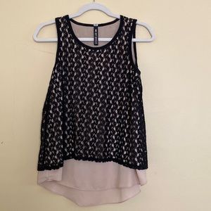 Design Lab Lord &Taylor Sleeveless blouse